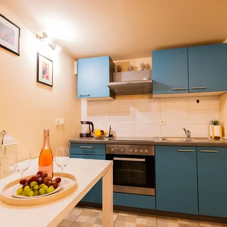 King's Street * Split